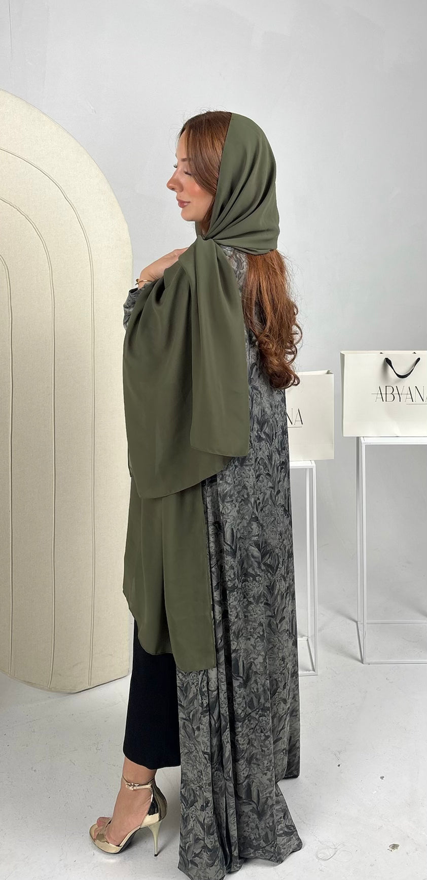 Pebble Green Abaya